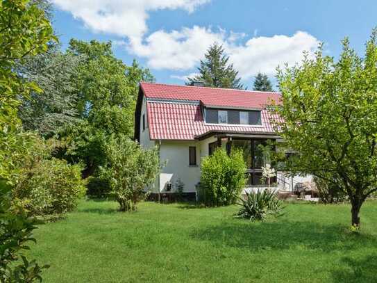 Bezugsfrei - Charmantes EFH mit Keller, Doppelcarport und großem Grundstück in Oberkrämer