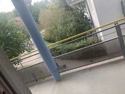 Mitbewohnerin gesucht