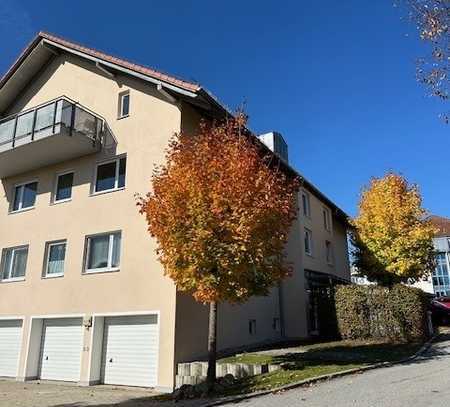 Barrierefrei und seniorengerecht! 
Gepflegte 2-Zimmer-Dachgeschosswohnung mit Sonnenbalkon