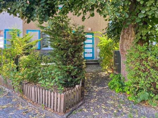 Schöne Altbau-Wohnung mit Souterrainbereich und eigenem Garten hinter dem Haus in Berlin-Spandau