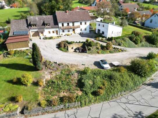 | Vielseitige Lebenskonzepte |

Hofstelle mit Bauplätzen – Ideal für Natur- und Pferdeliebhaber