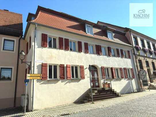 Historisches Juwel in bester Lage – Denkmalgeschütztes Einfamilienhaus mit Blick auf die Burg