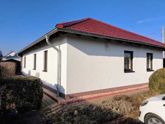 Einfamilienhaus Bungalow in Bienstädt, am Rande der Fahner Höhe