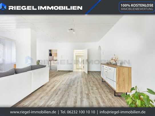 Sie hier? Wir auch! Großzügiges Zweifamilienhaus mit Halle und Werkstatt, mit. ca. 544 m² großen Gr.