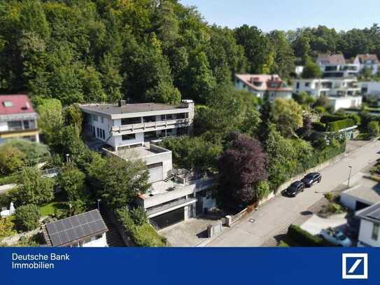 Imposantes Anwesen mit Schwimmbad und Einliegerwohnung in Blaustein!