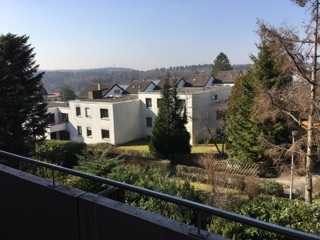 Helles 1-Zimmer Apartment mit Balkon, Kochnische mit Küchenzeile in Echterdingen-Musberg!