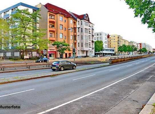 Wohn-/Geschäftshaus (Maisonette-Wohnung, Büros)