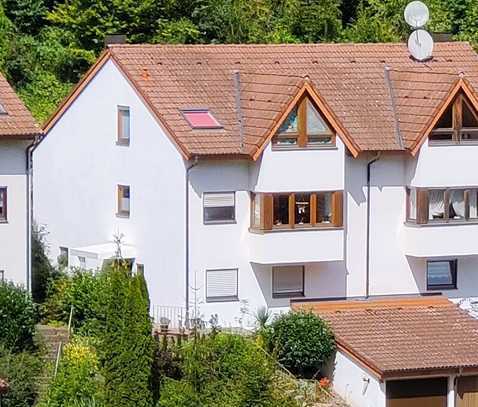 Attraktive Doppelhaushälfte mit schöner Terrasse, Garage und Grundstück in Obrigheim zu verkaufen