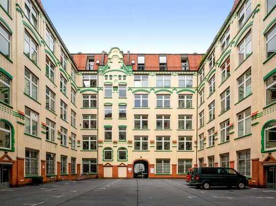 Außenstellplatz auf dem Hof / Nähe S-Charlottenburg / Windscheidstraße 18