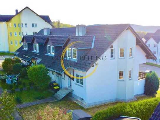 Perfekt für die Familie! Gemütliches Reihenendhaus mit Einliegerwohnung in ruhiger, naturnaher Lage