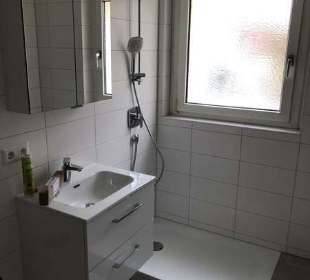 Exklusive 2-Zimmer-Wohnung mit gehobener Innenausstattung mit Balkon und EBK in Filderstadt