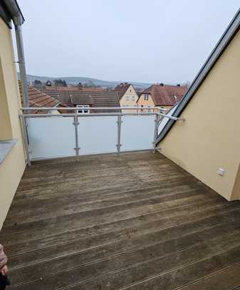 6-Zi.- Wohnung, Einbauküche, Dachterrasse in Himmelstadt