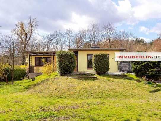 IMMOBERLIN.DE - Charmantes Haus mit großem Garten, Sonnenterrasse + Tiefgarage