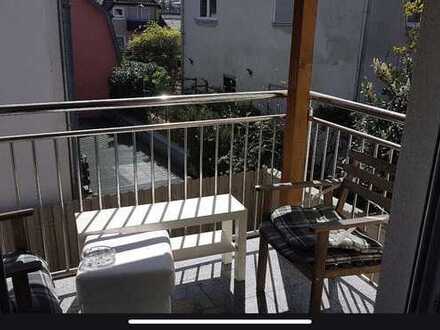 Zimmer in HN-Neckargartach zu vermieten. Bei Interesse bitte unter folgender Nummer anrufen: 0176/64
