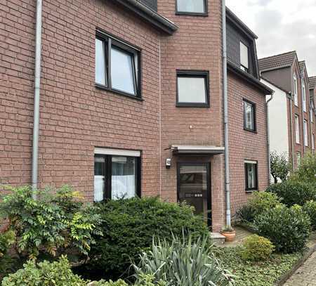 Schöne und gepflegte 3-Zimmer-Wohnung mit Balkon und Einbauküche in Bottrop