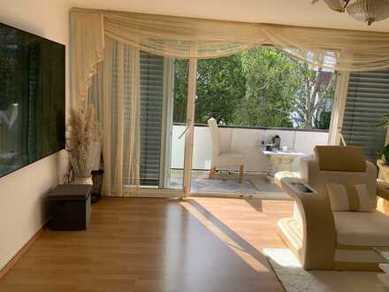 Wi-Erbenheim / Wohnen in ruhiger Lage /4 Zi,Kü, Bad,Balkon