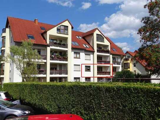 NEU! Ansprechende, gepflegte 3-Raum-Wohnung mit geh. Innenausstattung, Balkon, EBK, Pkw-Stellplatz
