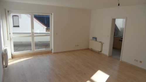 1,0-Zimmerwohnung mit Balkon!