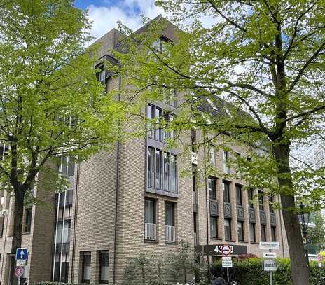 Moderne 78 m² Dachgeschosswohnung in Düsseldorf Nähe Hofgarten und Rhein