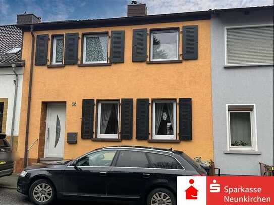 Neue Eigentümer gesucht! Gepflegtes Einfamilienhaus in zentraler Lage