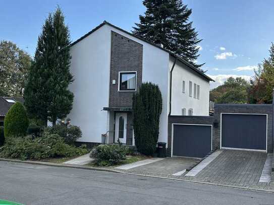 Freistehendes Mehrgenerationenhaus mit traumhaftem Garten in Bommern