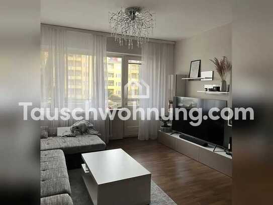 Tauschwohnung: Günstige 2 Zi Whg. (U6). Suche 2-3 Zi Whg MI, PB, FH, CB