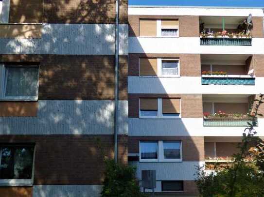 2-Zimmer-Wohnung in zentraler Lage mit Balkon und Aufzug