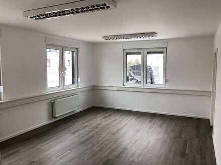 Provisionsfreies modernes Büro in Rheinberg am Niederrhein. Nur 2min von der A57 entfernt (ca. 52m²)