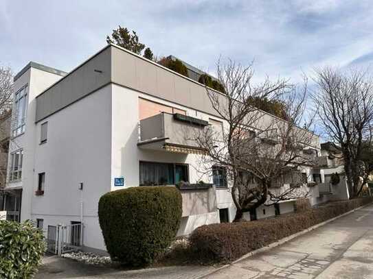 PROVISIONSFREI ! ERSTBEZUG NACH SANIERUNG WUNDERSCHÖN MIT BALKON u. KÜCHE IN SOLLN