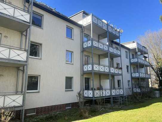 Bezahlbare 3-Raumwohnung - für Sie neu saniert mit großem Balkon + 2 Monate Nettokaltmietfrei!!!
