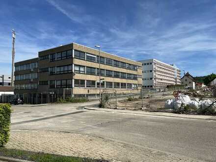 Büro-, Fertigungsgebäude, ca. 4.300 qm Fläche, 4-geschossig, bei Pforzheim, zu verkaufen