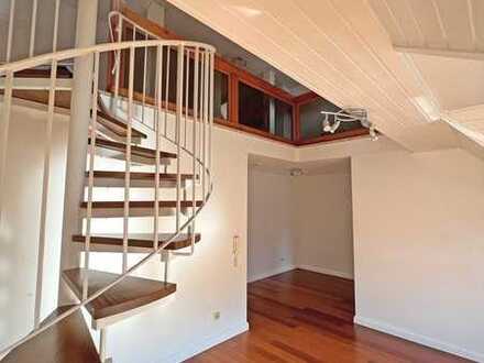Charmante Maisonette-Wohnung mit Balkon und TG-Stellplatz in KL-City / Nähe Stiftsplatz
