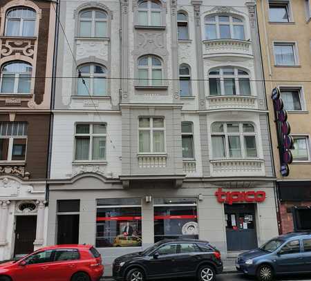 sehr schöne 2- Zimmer- Wohnung in Düsseldorf zu vermieten!
