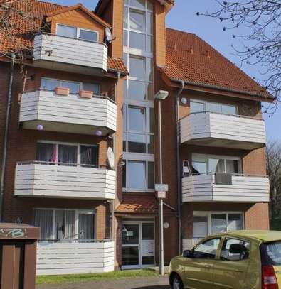 Dachgeschosswohnung mit Balkon und Tiefgaragenstellplatz