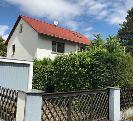 Helle, ruhige 3-Zimmerwohnung mit Terrasse und Garten in einem Zweifamilienhaus / Mainz-Kostheim