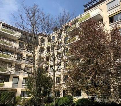 Helle 2-Zimmer-Wohnung mit Balkon und Skylineblick im Nordend