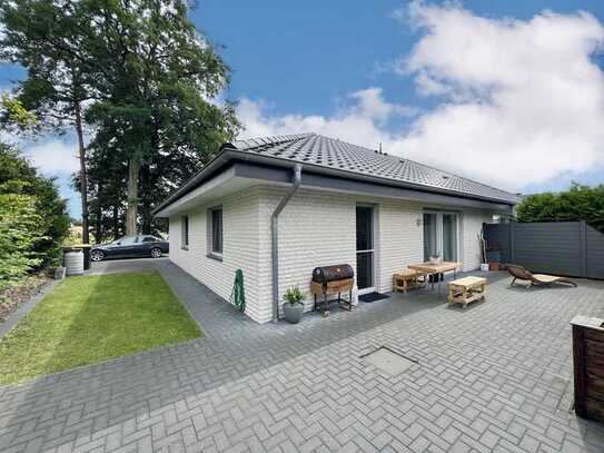 Barrierefreies Wohnen! Neuwertige Bungalow-DHH in Steinhagen!