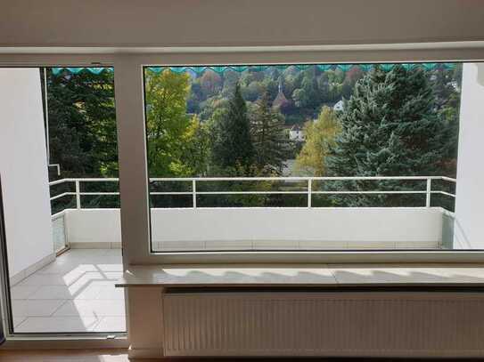 Stilvolle 3-Raum-Wohnung mit Balkon und Neckarblick