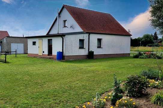 Landhaus zwischen Strasburg und Pasewalk