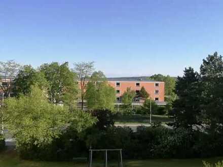 *Perfekt geschnittene 2-ZI-Whg, in attraktiver Lage, Loggia, Tiefgarage, Uni-Nähe*