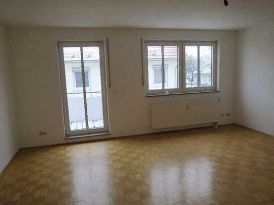 2-Zi Wohnung, 66qm, hell mit EBK, Balkon und TG (optional) in Neu-Aubing, München