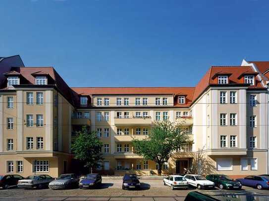 *Ihre neue Wohnung wird gerade für Sie saniert*