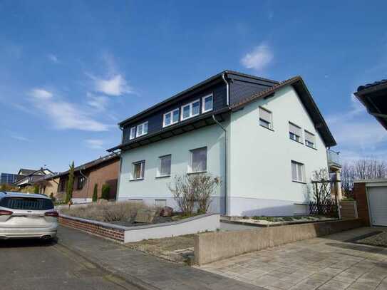 Weilerswist-Ottenheim, Erdgeschosswohnung mit Garten, in einem gepflegten Zweifamilienhaus gelegen