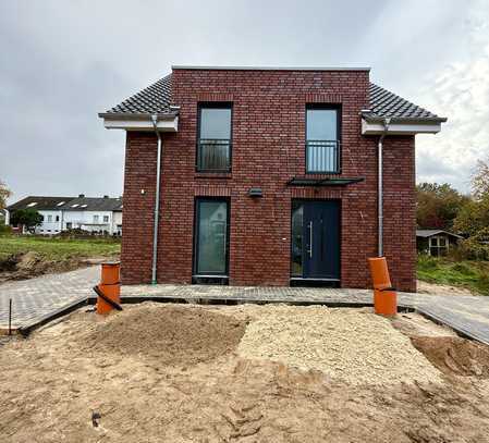 BESICHTIGUNG FERTIGER NEUBAU MUSTERHAUS in Horn Lehe!