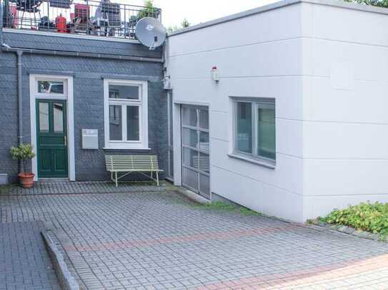 200m² Halle plus 72m² repräsentatives Büro in Solingen-Gräfrath.