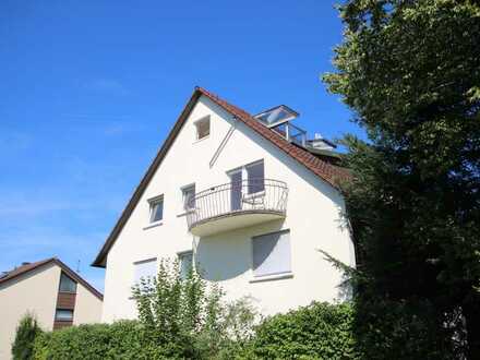 Sonnige und ruhige 4 Zimmer Maisonette-Wohnung im Zentrum von Leinfelden