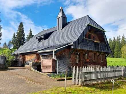 Ansprechendes Schwarzwald Einfamilienhaus mit drei Zimmern und EBK in Feldberg/Falkau