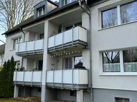 Ansprechende und modernisierte 3-Zimmer-Wohnung im EG mit Balkon in Bochum