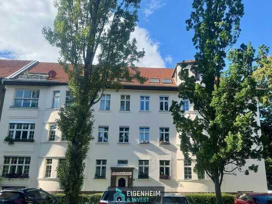 Berlin Steglitz! Top gepflegte Altbauwohnung in wunderschöner Lage