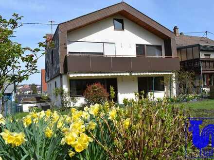 Ideal für Familien: Sanierungsbedürftiges, großes Haus mit schönem Garten in RT-Rommelsbach